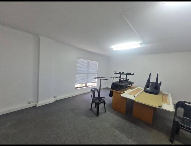 BUSINESS PROPERTY TO RENT IN AUDAS ESTATE